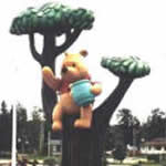 Estatua de Pooh en White River, donde todo comenzó